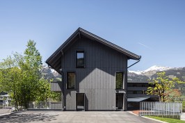 east facade / Every facade reacts to its surrounding streetscape.