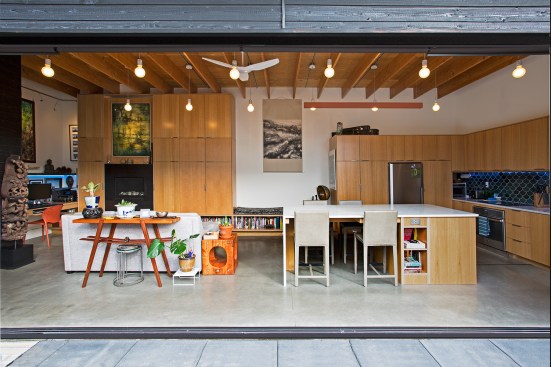 Central Area Backyard Cottage