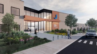 A key consideration was creating an open, inviting, yet secure entry. Double height windows and a welcoming canopy beckon visitors to the building’s entrance lobby, which provides space to orient oneself and greet waiting friends.