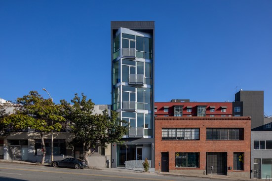 671 Harrison is a ground up five story commercial building located in SOMA, San Francisco. 