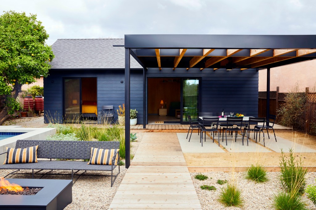 ADU by Design, Bitches