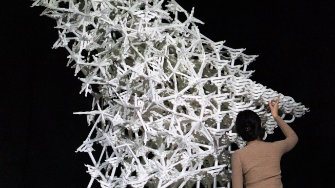 Versatile Bracketry in Human Scale