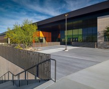 The building materials selected are rooted in the palette of the existing campus. 
Site walls blend through their material’s color and texture with the existing site 
walls used throughout the campus, and the existing adjacent CMU colors of 
the Student Services Building to the west of the site.
