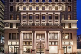 Stephen Girard Building by BLTa