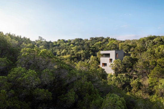 Falcon Ledge Residence. Austin, Texas. Alterstudio Architecture