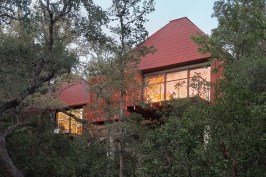 River Bend Residence. New Braunfels, Texas. Lake|Flato