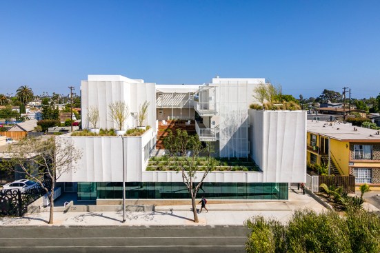 Rose Apartments. Venice, Calif. Brooks + Scarpa