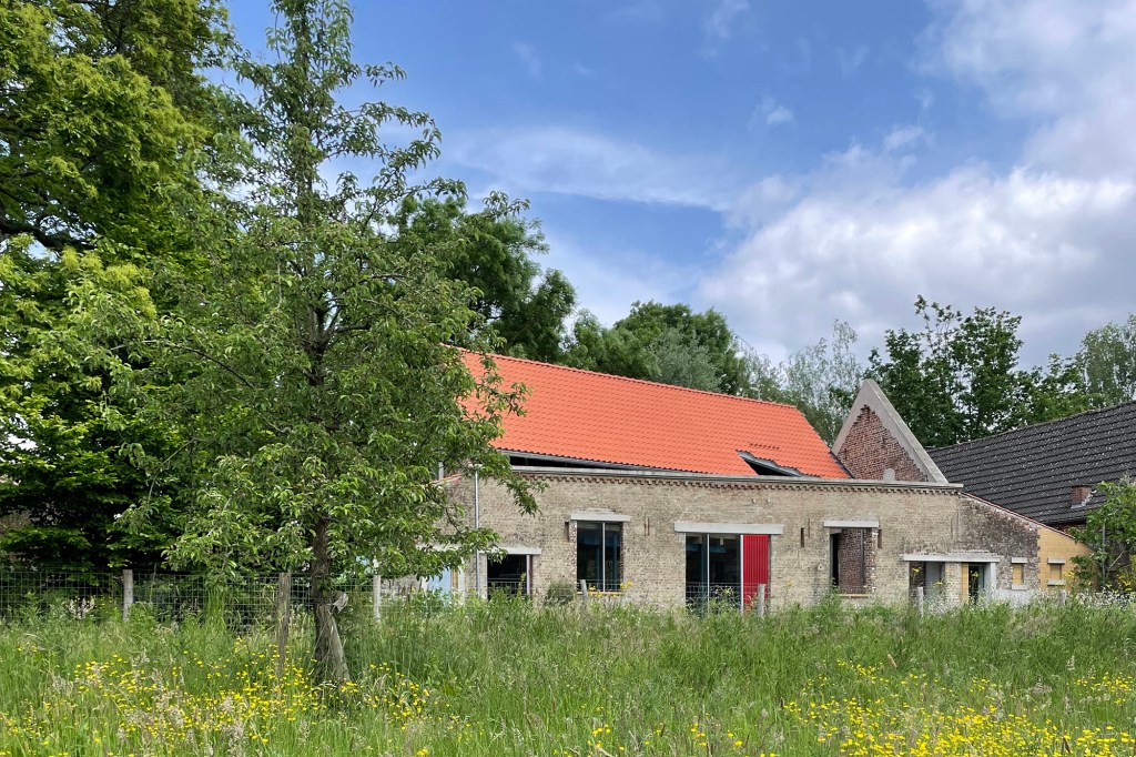 Pachtwoning house by Jo Taillieu Architecten.