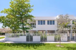 Caplow Manzano, a Miami-based architect-developer, has finished the first WELL Residence in the world, achieving certification for its new single family house in Miami from the International WELL Building Institute (IWBI).