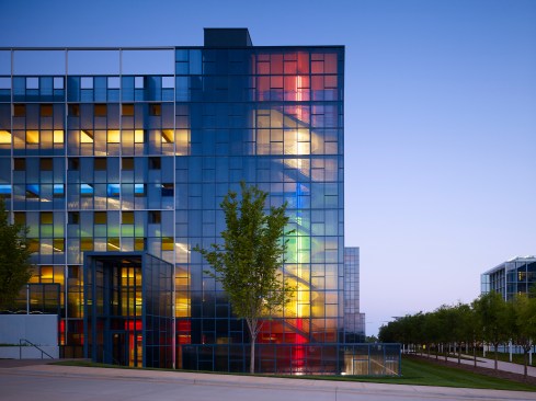 At dusk and beyond Car Park 3 transforms into a primary colored volume.  The color is a part of the way finding concept.  