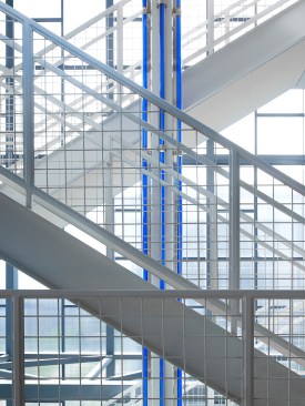 The steel stair is eleven layers of lines