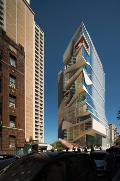 Columbia University Roy and Diana Vagelos Education Center, Exterior