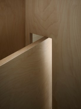 Table+detail+at+west+end+showing+vertical+art+panel+and+structural+support+slab.++