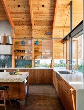 Bowen Residence in Manhattan Beach remodeled by Oonagh Ryan Achitect