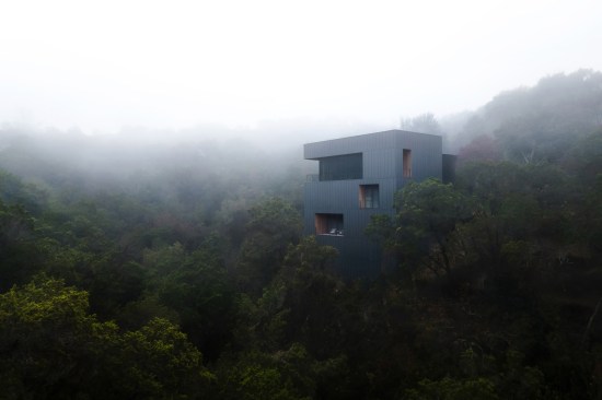 Falcon Ledge Residence. Austin, Texas. Alterstudio Architecture