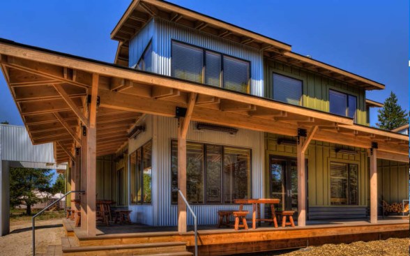 The+Alzar+School%2c+Cascade%2c+Idaho+by+McKibben+%2b+Cooper+Architects