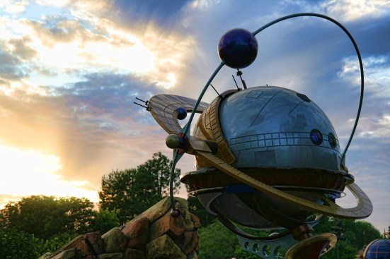 Astro Orbitor at Tomorrowland, Disneyland, Orlando, Fla.