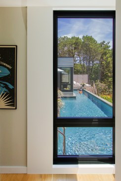 Primary suite also overlooks the pool.