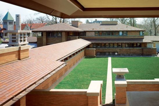 The overall restoration of the complex has been bookended by the work of the Martin House proper. The first order of business was emergency repair work to the roof, which included stabilization of structual beams--using a "sistering" approach of placing new beams next to the old to preserve the original structure--as well restoration of one of the cantilevered corners, which was filled in with a trunk room (yes, a room to store trunks) by the original owners. The final phase, which is now under way, is restoration of the buildings interior, including finishes and art glass such as the famous tree-of-life windows.