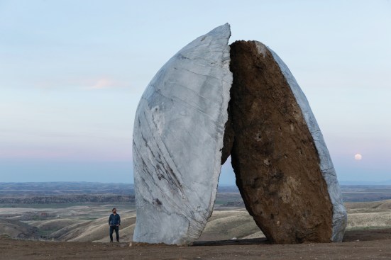 Ensamble Studio (Antón García-Abril and Débora Mesa), Beartooth Portal, 2015. 33’ x 25’ x 26’.