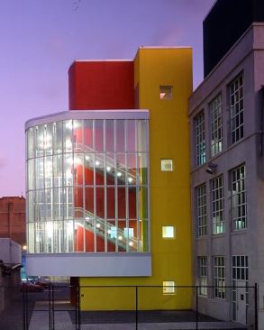 American Museum of the Moving Image, Queens, N.Y., Gwathmey Siegel & Associates Architects, 1988 (exterior)