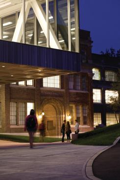 Students entering Milstein Hall.