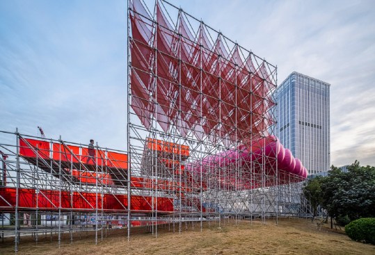 06_Qianhai Floating City_persp_3