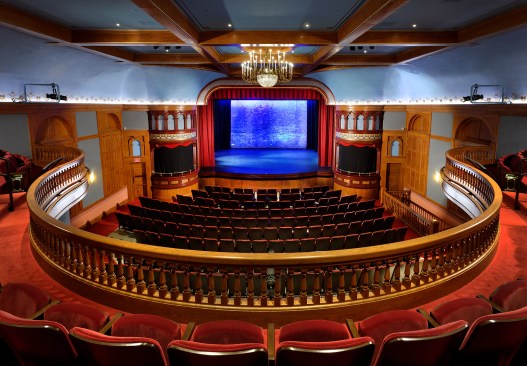 M%2bSa+used+custom+wood+balusters+and+balcony+rail+to+accommodate+the+new+Wheeler+Opera+House+balcony+projection+and+curve.