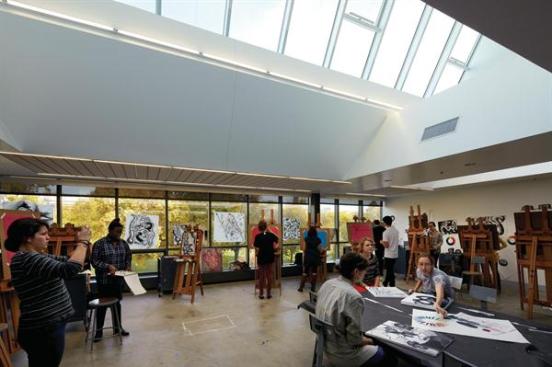 Painting+and+other+fine-art+studios+are+filled+with+natural+light+thanks+to+windows+and+skylights%2c+but+less+visible+are+the+high-tech+systems+behind+the+walls.+%e2%80%9cThis+building+is+a+place+where+people+make+art.+It+can+be+very+dirty%2c%e2%80%9d+Tod+Williams+says.+%e2%80%9cAll+of+that+dust%2c+and+dirt%2c+and+sound+can+be+troublesome+to+people+who+are+trying+to+play+music+at+the+highest+level+or+print+something+in+a+clean+way%2c+so+the+filtration+system%2c+the+air+system%2c+all+of+these+things+are+crucial+to+be+state-of-the-art.%e2%80%9d