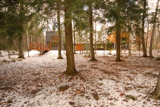The firm recently completed the Chrismer Cabin in Door County, Wis.