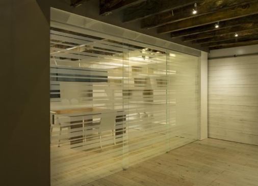 EXTENDO glass for residential applications may also be etched or custom colored.