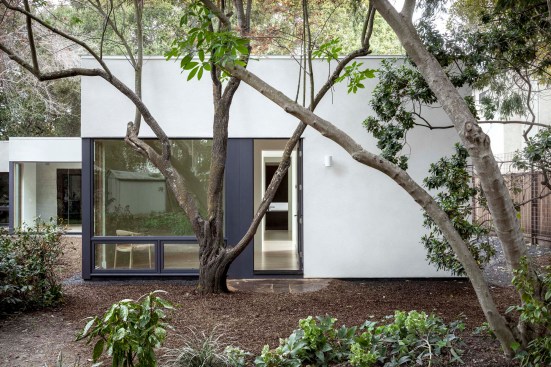 Photographer Lucas Fladzinski. Client Jermyn Manthripragada Architecture. Palo Alto, CA