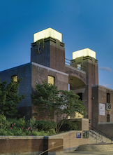 After more than 80 years of use, EXTECH helped renew this Landmark Site's architectural heritage with modern performance.