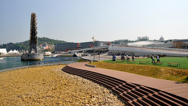 Landscape architecture is the common thread that connects the various elements of the Yeosu 2012 World Expo site.