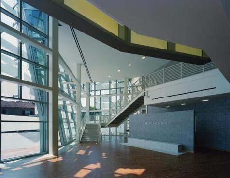 The glass entrance fa?ade allows ample daylight into the lobby, a major factor in the station's bid for LEED Gold certification.