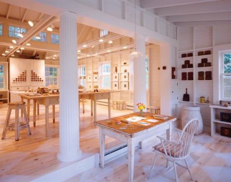 2007 CHDA  West Tisbury, Mass., Art Studio  Accessory Building / Merit Award  Hutker Architects, Vineyard Haven, Mass.    The project maintains the original building’s character, while adding modern-day amenities such as insulation, electricity, and plumbing.