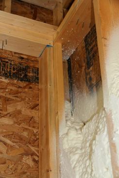 Advanced Framing: 2 Stud or CA Corner allows foam all the way to the edge.