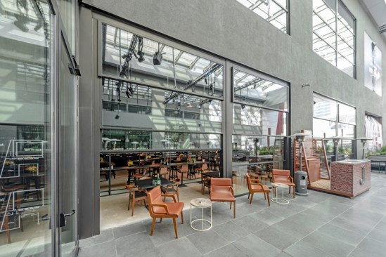 Vertical Retracting Door