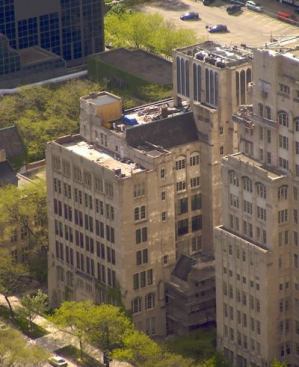 James Gamble Rogers's Northwestern University Weiboldt Hall