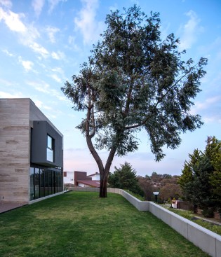 Jaral de Berrio - Sobrado + Ugalde Arquitectos