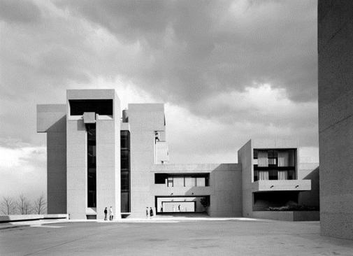 NCAR contains 69,000 square feet of office and laboratory space on seven levels.