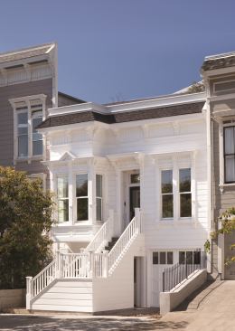 From the front of the house, the new third floor remains invisible becuase of a 12-foot setback and a false front on the home.