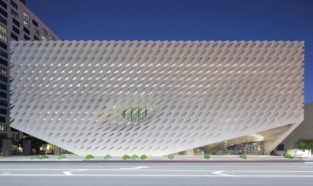 The Broad, Los Angeles, 2015. View from South Grand Avenue. Photo credit: Iwan Baan (fig. 4, pages 166-167) Architecture