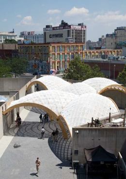"BEATFUSE!" by OBRA Architects (2006).