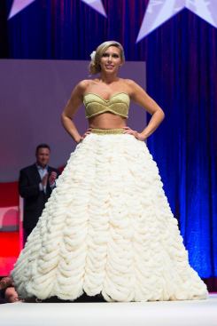Heidi Wurstle wears WDG's skirt and top inspired by James Madison, which won the Audience Favorite Award.