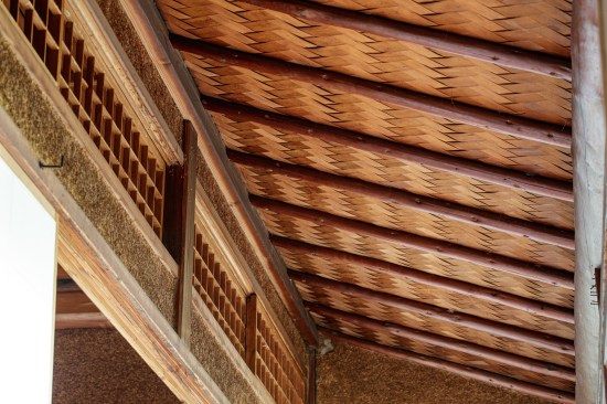 the roof texture has been replaced and fixed to bring it back to its original form