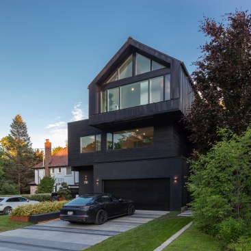 Atelier RZLBD / Stack House / front elevation