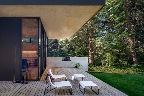 Hood Cliff Retreat 