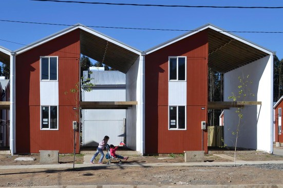 Villa Verde Housing in Constitución, Chile
