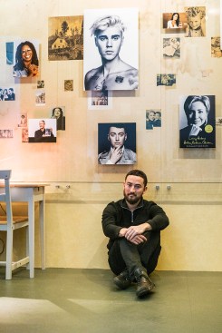 Portrait of Simon Fujiwara in his exhibition at the Kunsthaus Bregenz.